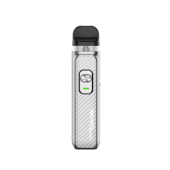 Smok NOVO Master Pod Mod gümüş renkli, düğmeli, örgü desenli elektronik sigara.