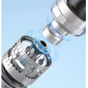 Aspire Atlantis GT Kartuş metal gövde ve bağlantı detayı, mavi ışık efekti